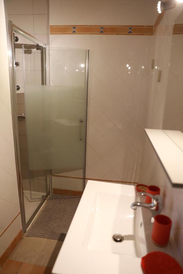 Mas De Brignon, Chambres D'Hotes, Marguerittes, Gard エクステリア 写真